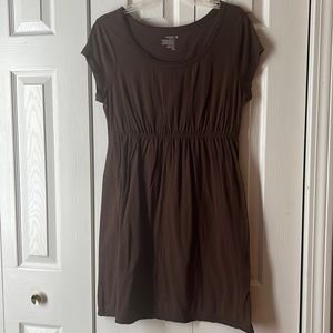 Brown short sleeve dress